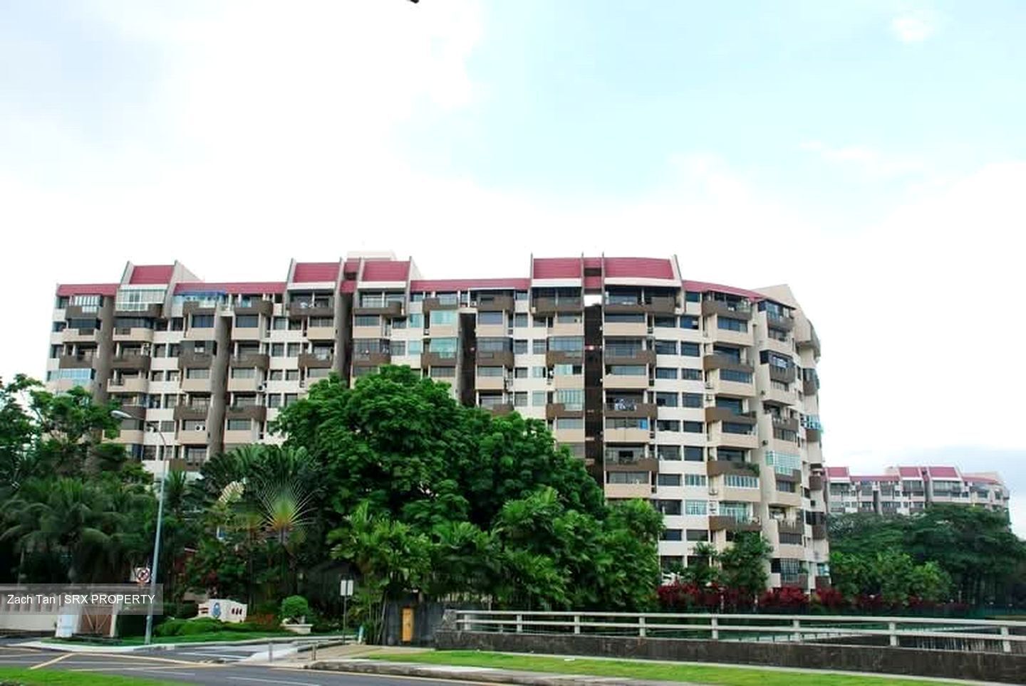Lakepoint Condominium (D22), Condominium #571803461